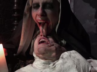 Horror Porn – Damned Nun-5