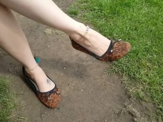 Ballet flats dangle!-6