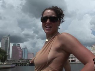 Hot Latina Public Nudity in Tampa Public!-8