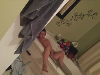 Sister caught rubbing pussy in a bath-0
