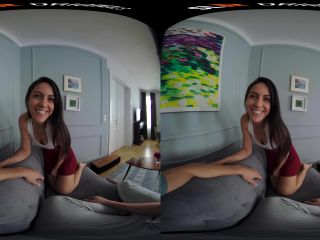 Girl of Your Dreams Starring: Carolina Abril (Oculus, Go 4K) - [Virtual Reality]-0